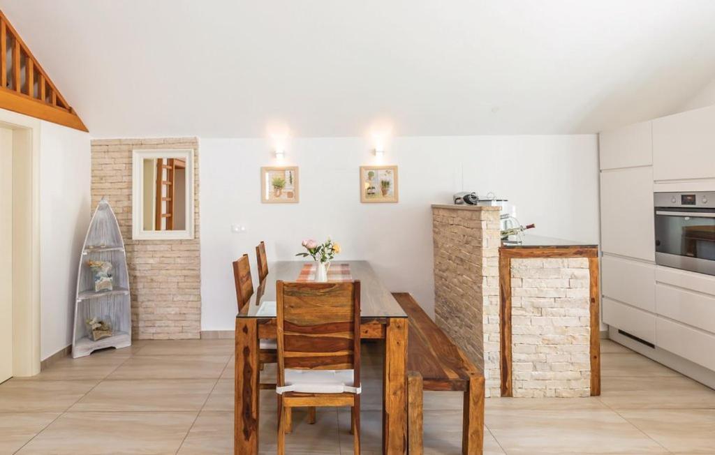 Villa Kristina - Ferienhaus Baska Voda - Topici, Private Outdoor Swimmingpool, Wifi ภายนอก รูปภาพ